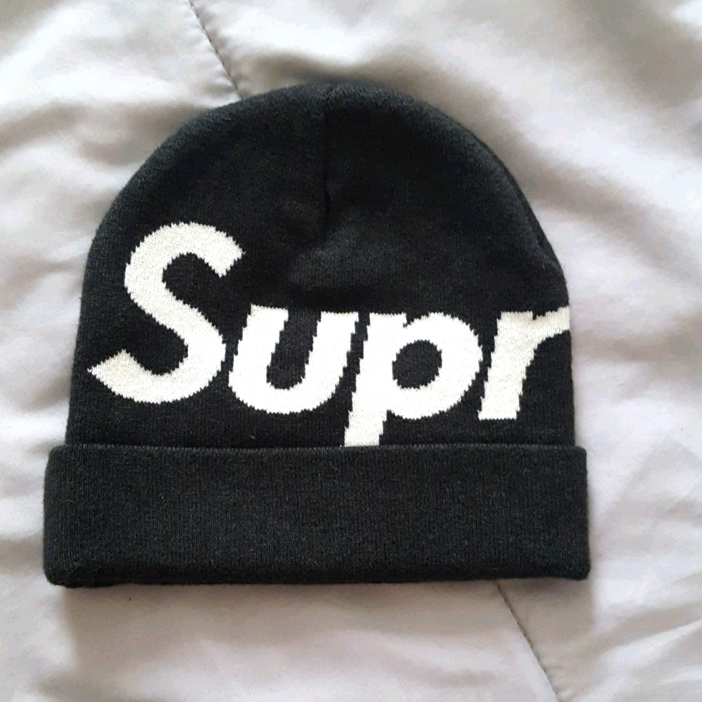 Supreme beanie